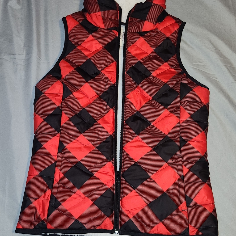 SO White Textured Fabric with Black Label